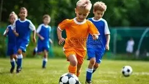 回忆往昔激情瞬间！伊涅斯塔深情回忆2009年欧冠半决赛绝杀切尔西，宛如昨日战火重燃！