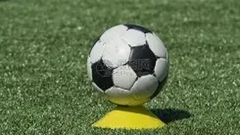 独家揭秘：奥斯卡告别球场在即，圈内人士透露退役疑云笼罩！